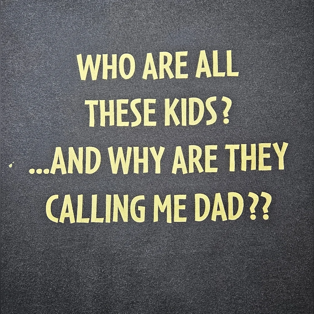 Used - Men's Large Gildan Dark Blue T-Shirt with Funny Text - Picture 2 of 5